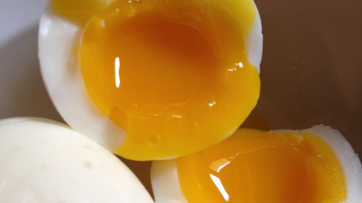 Яйцо всмятку