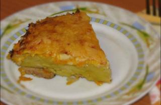 Творожная запеканка с манкой и изюмом идеально подходит для осенних вечеров — кулинары