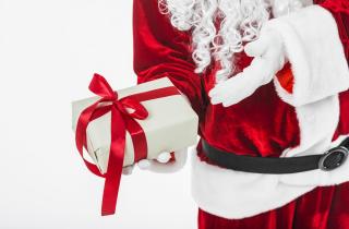 Стоимость новогодних поздравлений с Дедом Морозом на Ямале начинается от 3 000 рублей — Авито Услуги