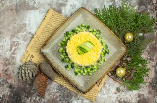 Варёные кальмары в салат нарезают соломкой — Рецепты на каждый день