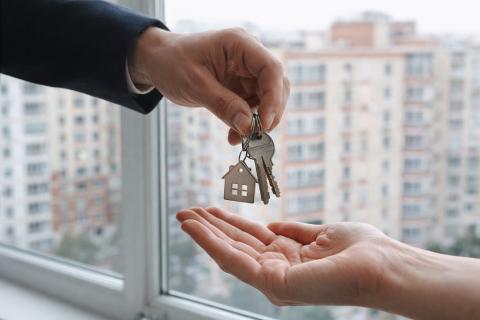 Договор с двойным дном: какие скрытые детали превращают покупку жилья в опасную ловушку