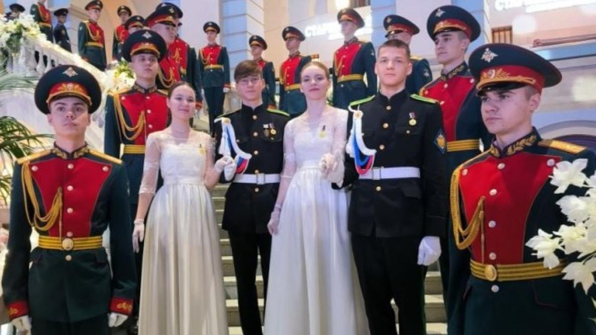 Участники Кремлевского бала-2024 Участники Кремлевского бала-2024