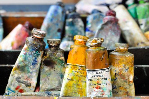 Цвет кожи как зеркало эпохи: как искусство решало, кому позволено быть красивым Цвет кожи как зеркало эпохи: как искусство решало, кому позволено быть красивым