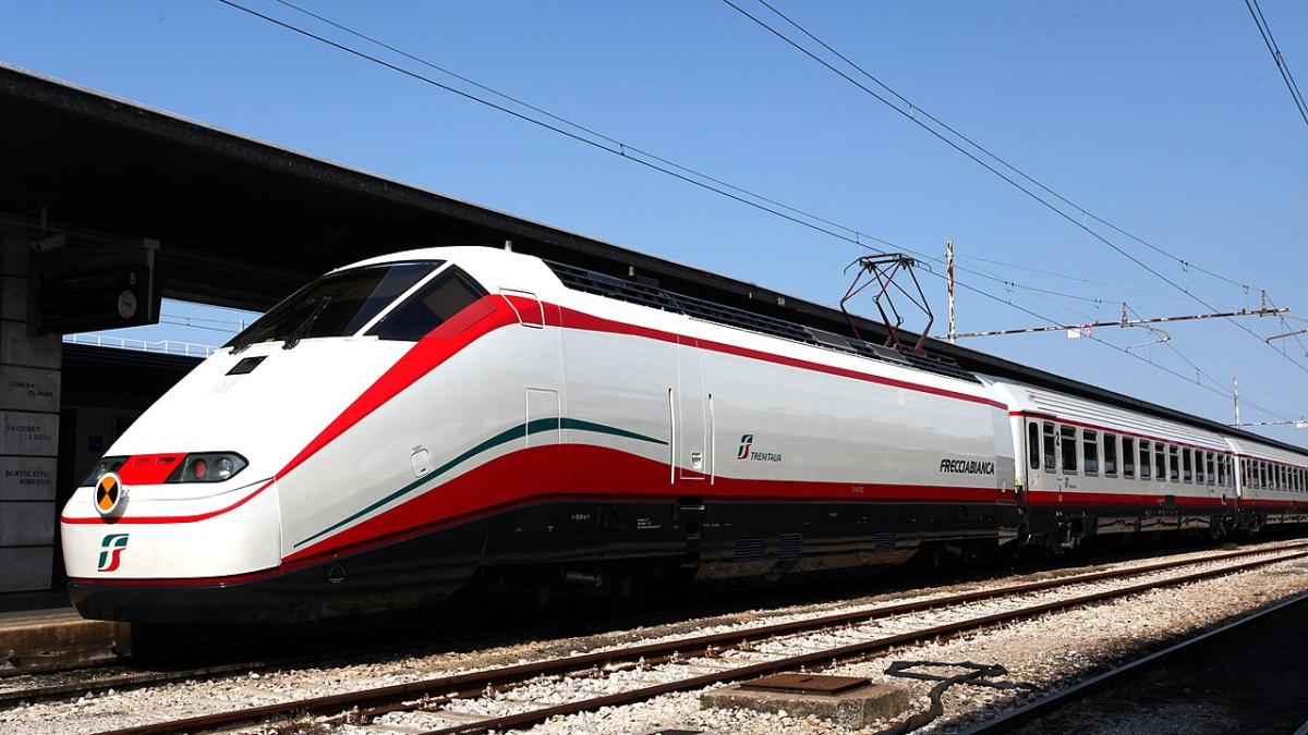Trenitalia Frecciabianca, поезд, Италия