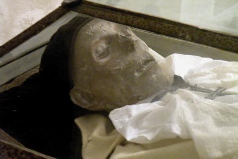 Неопровержимое доказательство внеземной жизни найдено в пустыне Наска: трехпалые мумии