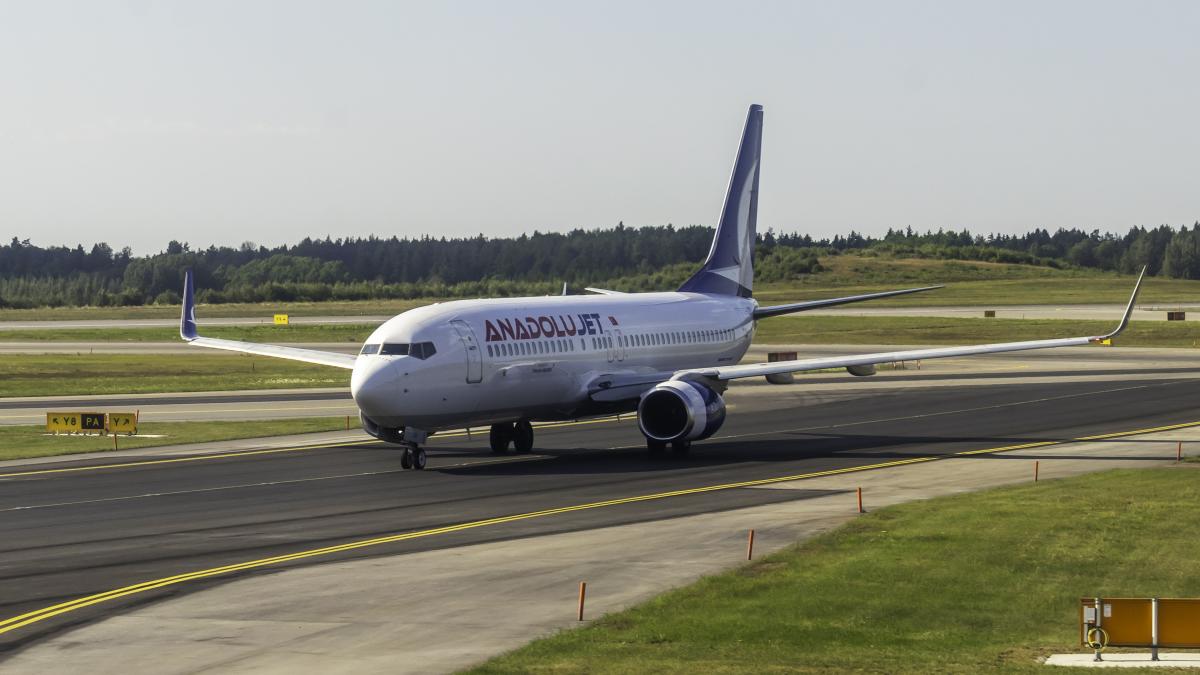 TC-JZV 737 AJet ARN 01
