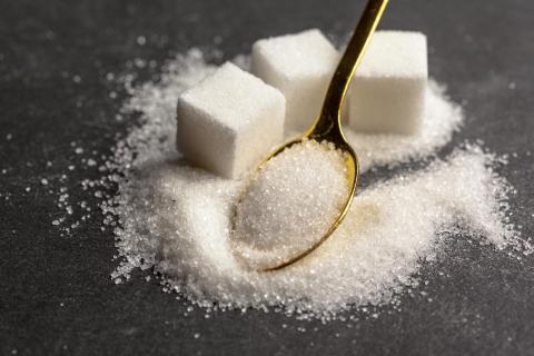 Производство сахара в России снизилось на 28% из-за провального урожая свёклы — Росстат