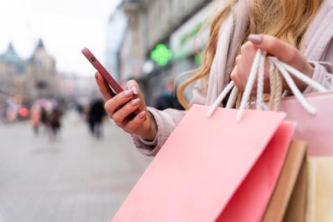 Эксперт Хуруджи: импульсивные траты подчиняют человека сильнее рекламы