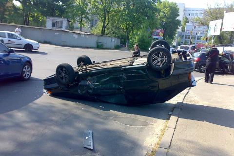 Автомобили с запчастями от разбитого Porsche актёра Джеймса Дина регулярно попадали в ДТП — хроника событий