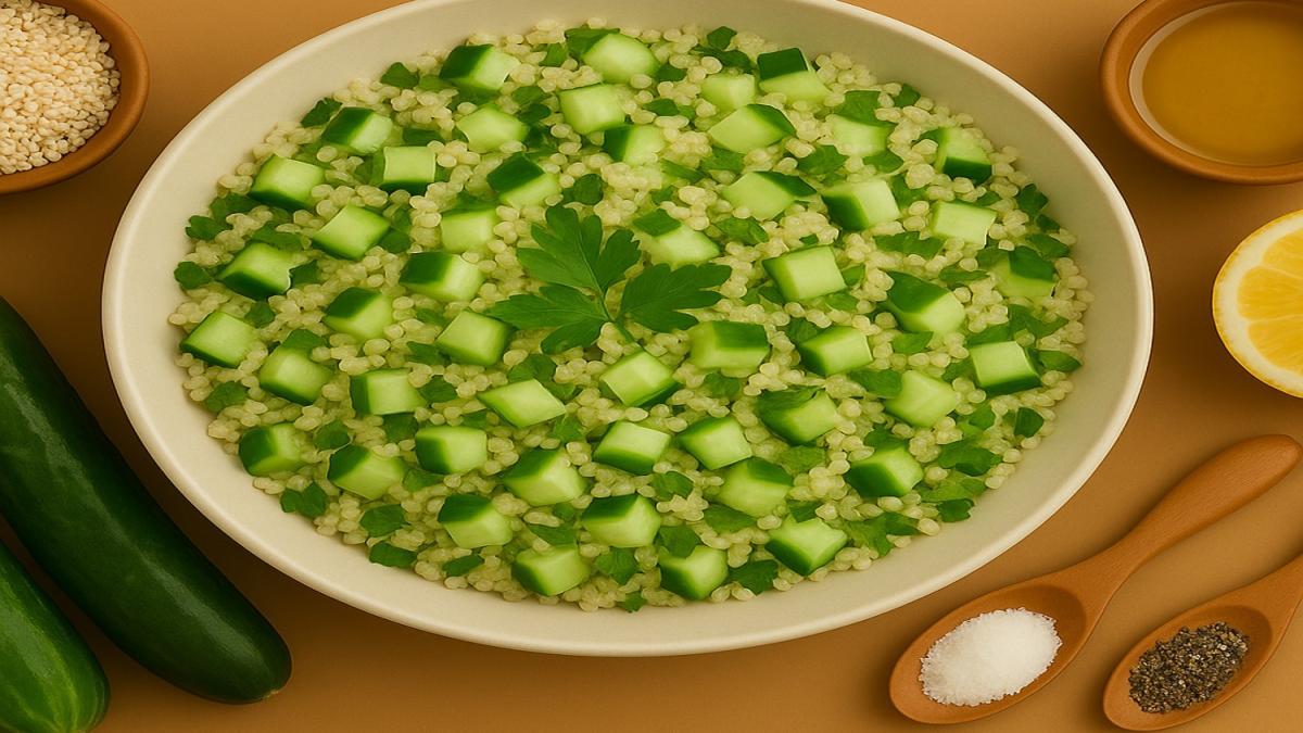 Холодный салат из киноа и огурца