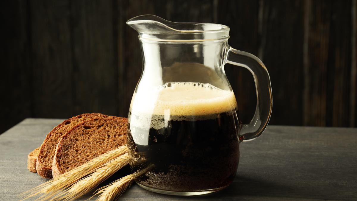 Квас в графине