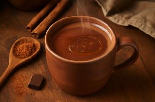 Я добавила какао в свой уход — и через неделю заметила то, чего не давал ни один крем