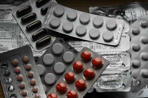Цены на лекарства в Тюменской области скакнули до потолка — многие теперь в панике