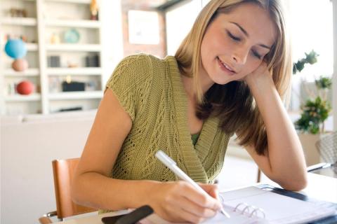 Психологи советуют вести дневник приоритетов для снижения стресса