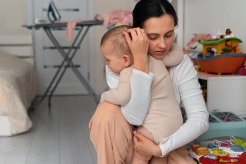 Мать бросила ребёнка в аэропорту: депутат Иванов предлагает новую суровую меру