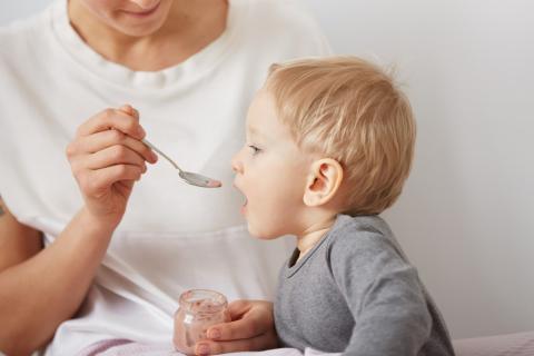 Молочные смеси жгут семейный бюджет: решается вопрос, который всё изменит