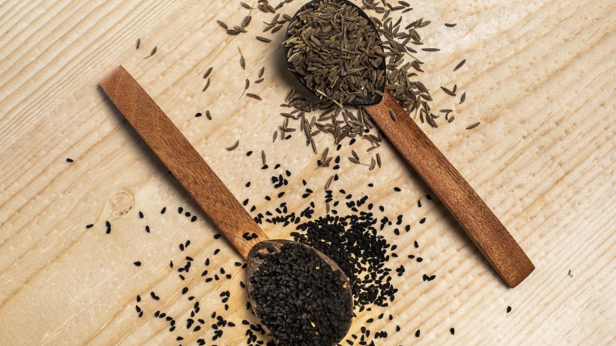 Семена тмина