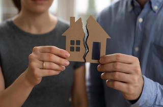 Как поделить кредиты при разводе: три способа раздела долгов, объяснил юрист