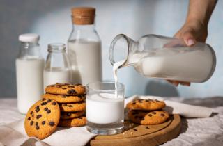 Дианова отметила, что 3,8% молоко повышает смертность