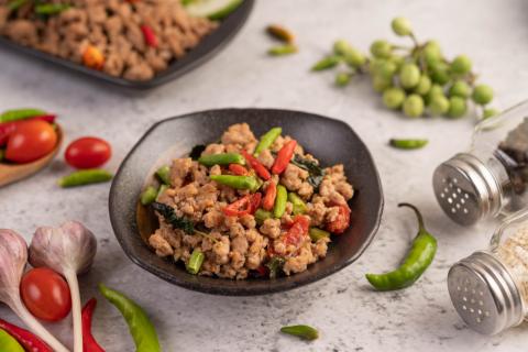 Рецепт ржаных корзинок с фаршем, грибами и кедровыми орешками на 10 порций
