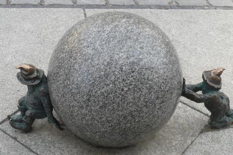 Не один дома: реальные истории о маленьких человечках, живущих в наших спальнях