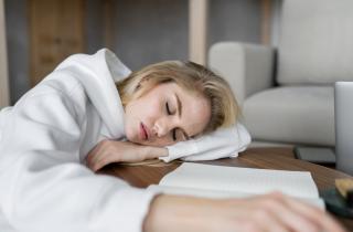 Хроническая усталость может скрывать диабет и другие болезни — кардиолог Петренко