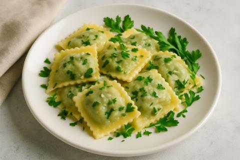Кулинары советуют включать равиоли с сыром и зеленью в рацион как источник белка