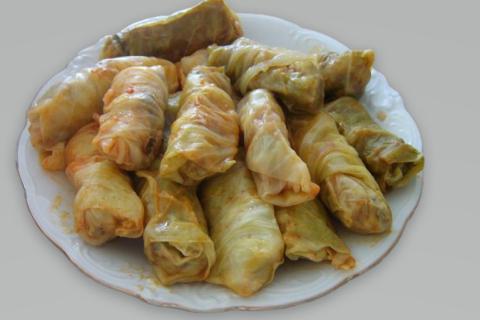 Мини-голубцы быстрее пропитываются сливочным соусом — гастрономы