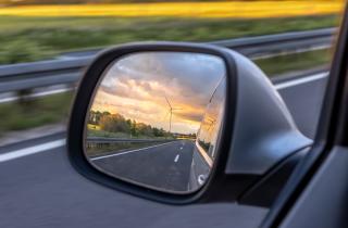 Авторынок остынет после разгона: прогноз Автостата тревожит дилеров