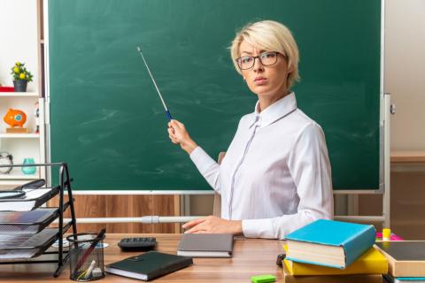 Меньше часов — меньше знаний: учителя оценили реформу школьного английского Меньше часов — меньше знаний: учителя оценили реформу школьного английского