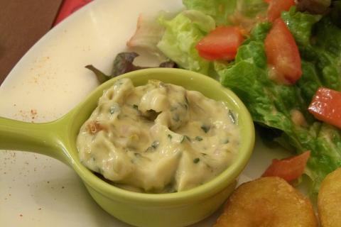 Майонез уходит в прошлое: новый соус, который делает еду живой и лёгкой Майонез уходит в прошлое: новый соус, который делает еду живой и лёгкой