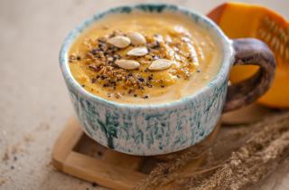 Добавил в кашу один неожиданный ингредиент — и аромат разнёсся по всему дому