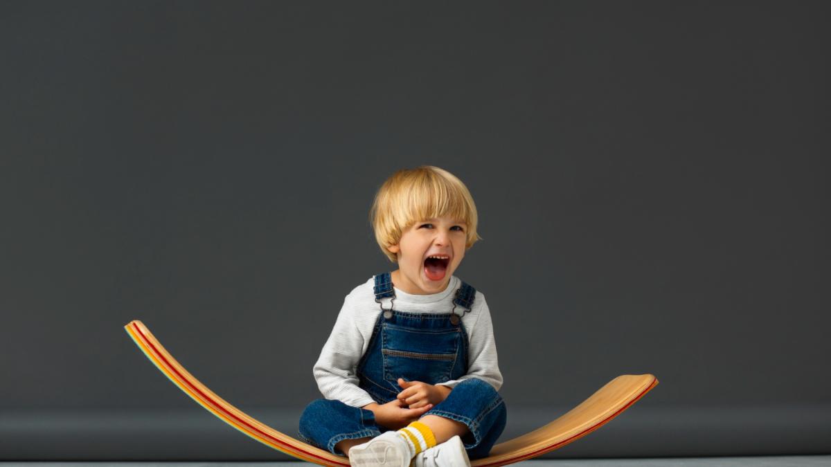 Озорной мальчик