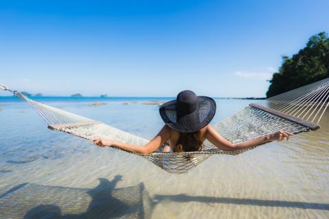 Не гамак, а произведение искусства: как выбрать идеальный для отдыха у воды
