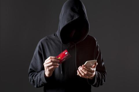 Центр компетенций НТИ МГУ предупредил о новой схеме мошенничества с ошибочными переводами на карты россиян