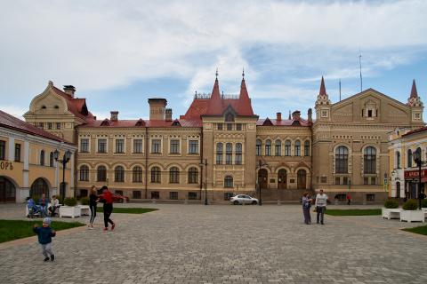 Блогер рассказала об обновлении исторического центра и реставрации особняков Рыбинска