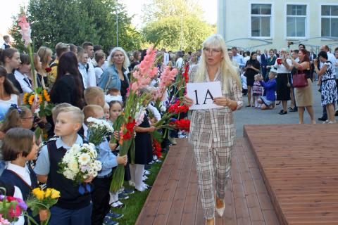 РИА Новости: вице-спикер Чернышов предложил выплату учителям ко Дню знаний