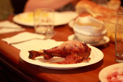 Запечённые куриные ножки с лимоном стали сибирским вкусом для праздников — повара