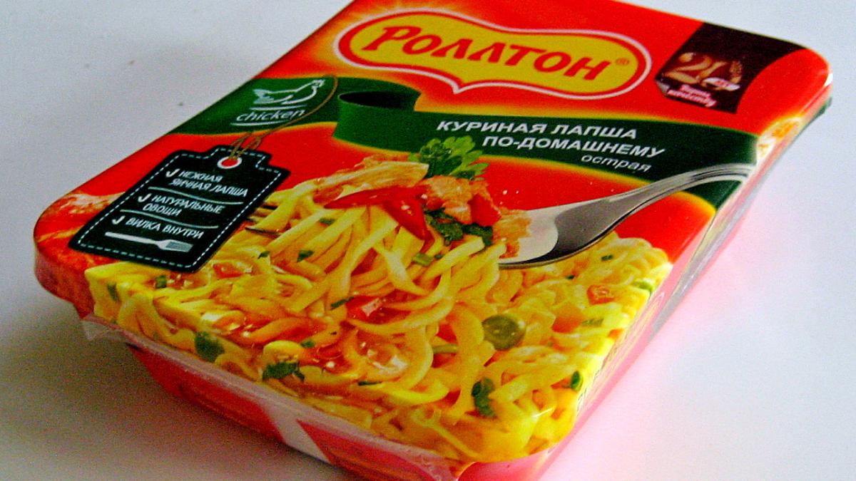 РОЛЛТОН. Куриная лапша по-домашнему. Острая. 02