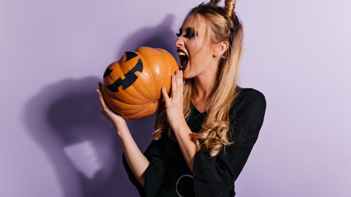 Девушка и тыква Девушка и тыква