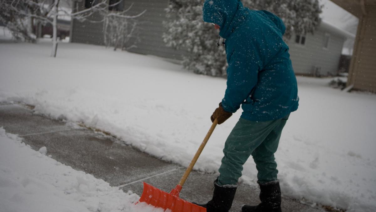 Уборка снега