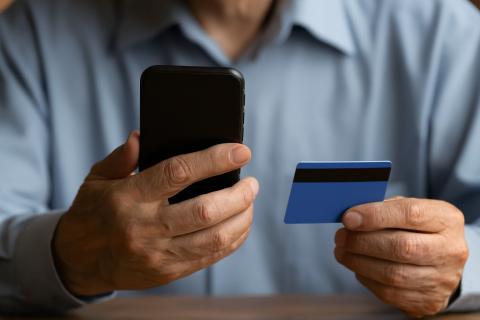 Жителям Хабаровского края рассказали о самой современной схеме мошенничества — УМВД России