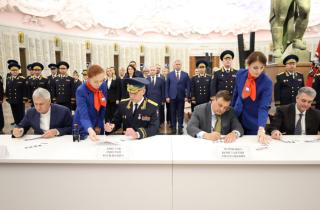 Гашение памятных марок: как в Карелии отметили 160-летие службы судебных приставов России