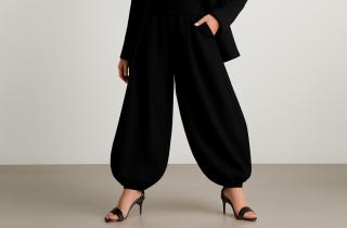 Они вернулись — и уже надолго: брюки-аладдины снова покоряют подиумы