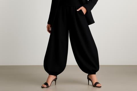 Они вернулись — и уже надолго: брюки-аладдины снова покоряют подиумы