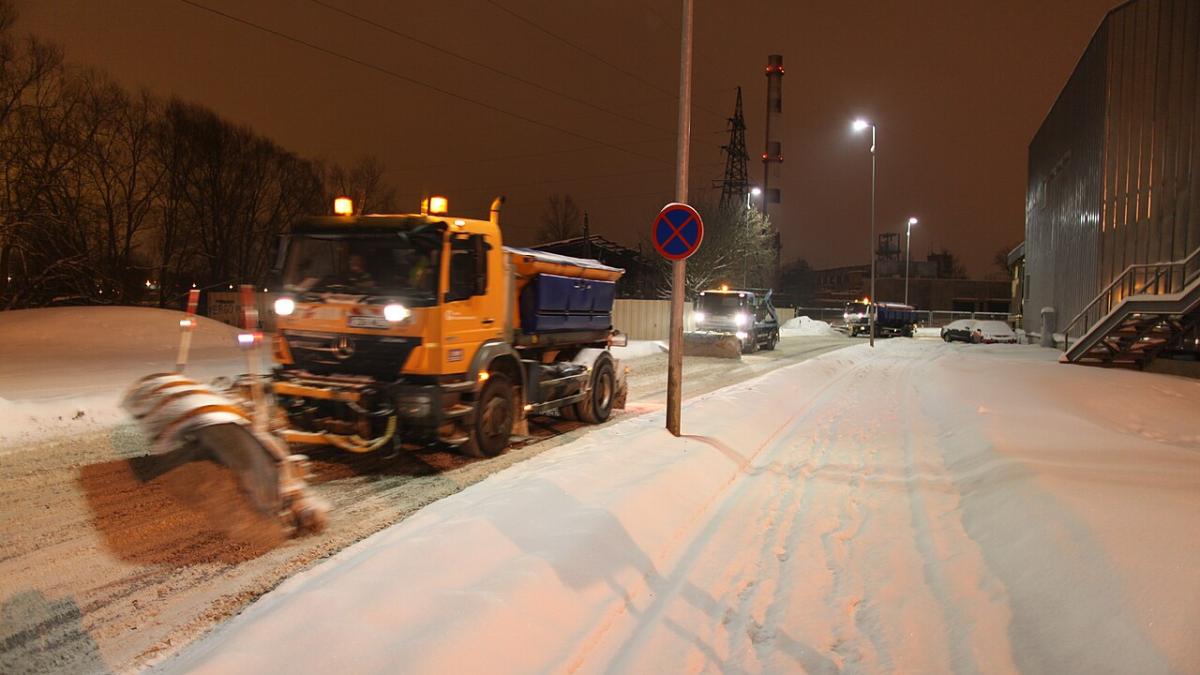 Снегоуборочная техника