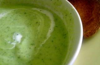 Картофель добавляет плотность овощным крем-супам — повара