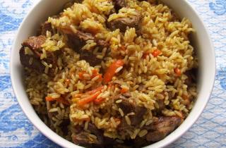 Сёмга в рыбном плове укрепляет иммунитет благодаря омега-3 жирным кислотам — диетологи