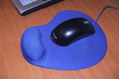 3D-мышь, которой позавидует Logitech: блогер создал её из пластилина и смартфона