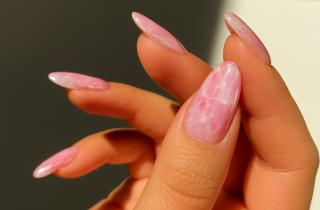 При укорачивании акриловых ногтей дома нельзя использовать ножницы — VOICE